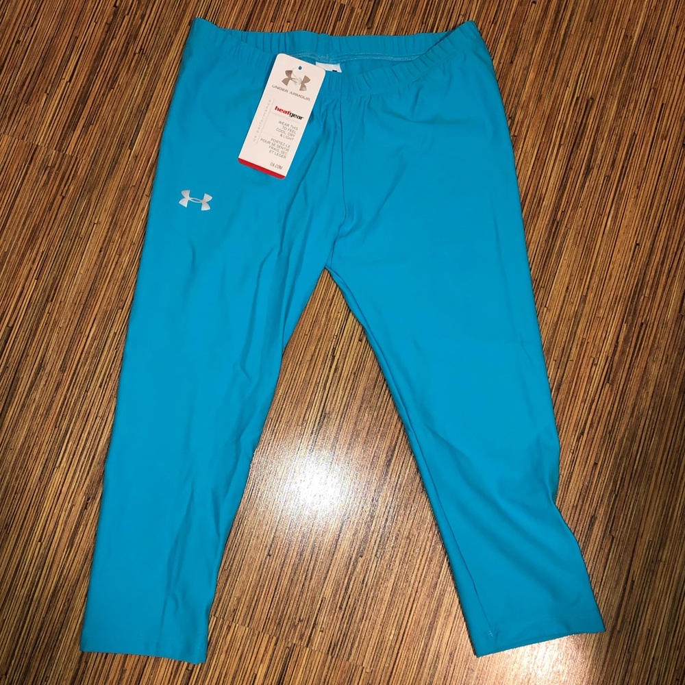 UNDER ARMOUR | NEW BLUE CROPPED LEGGINGS